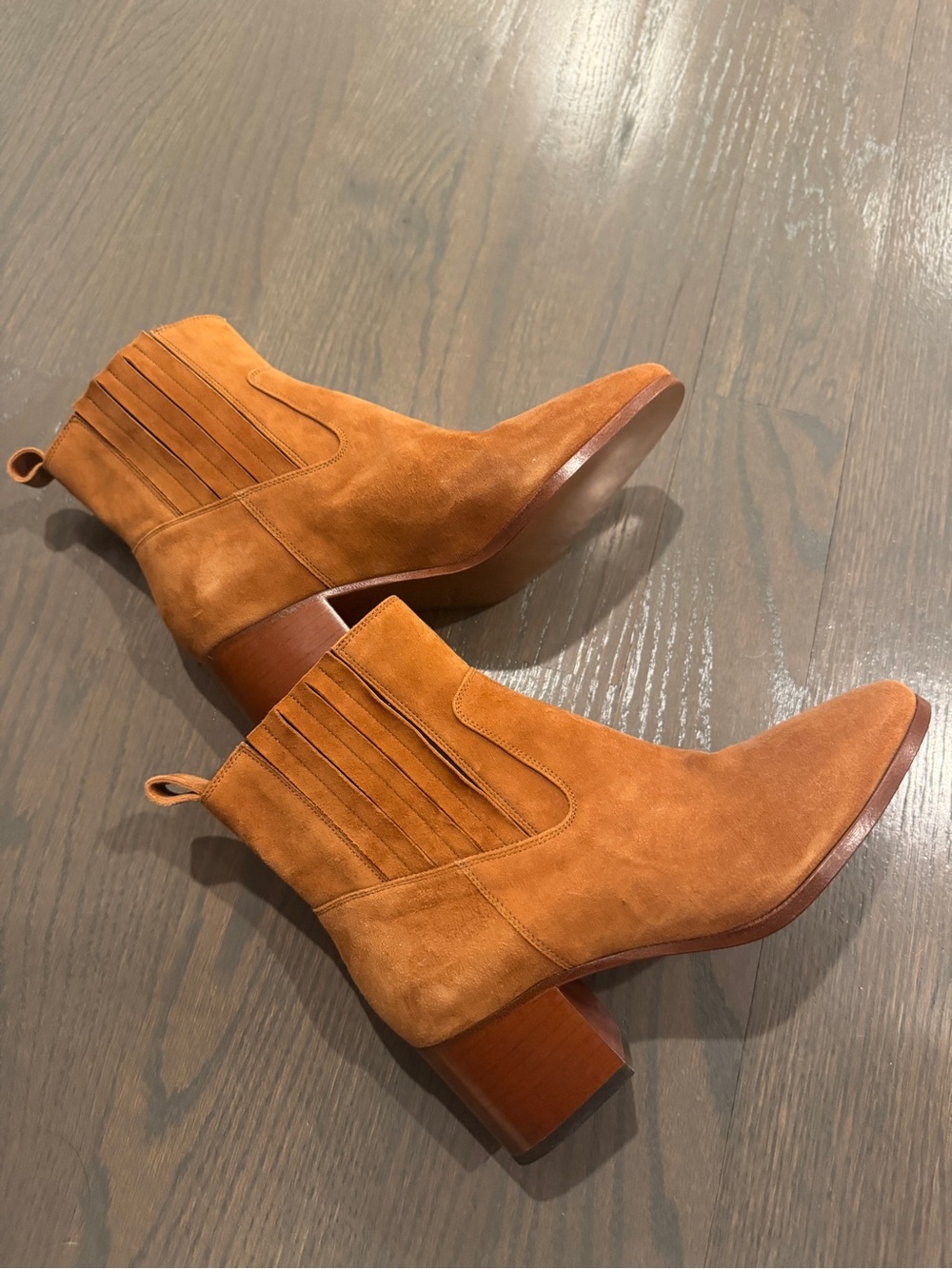 Frame Suede Block Heel Ankle Boots in Tan